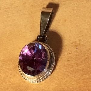 925 silver pendant with amethyst stone
